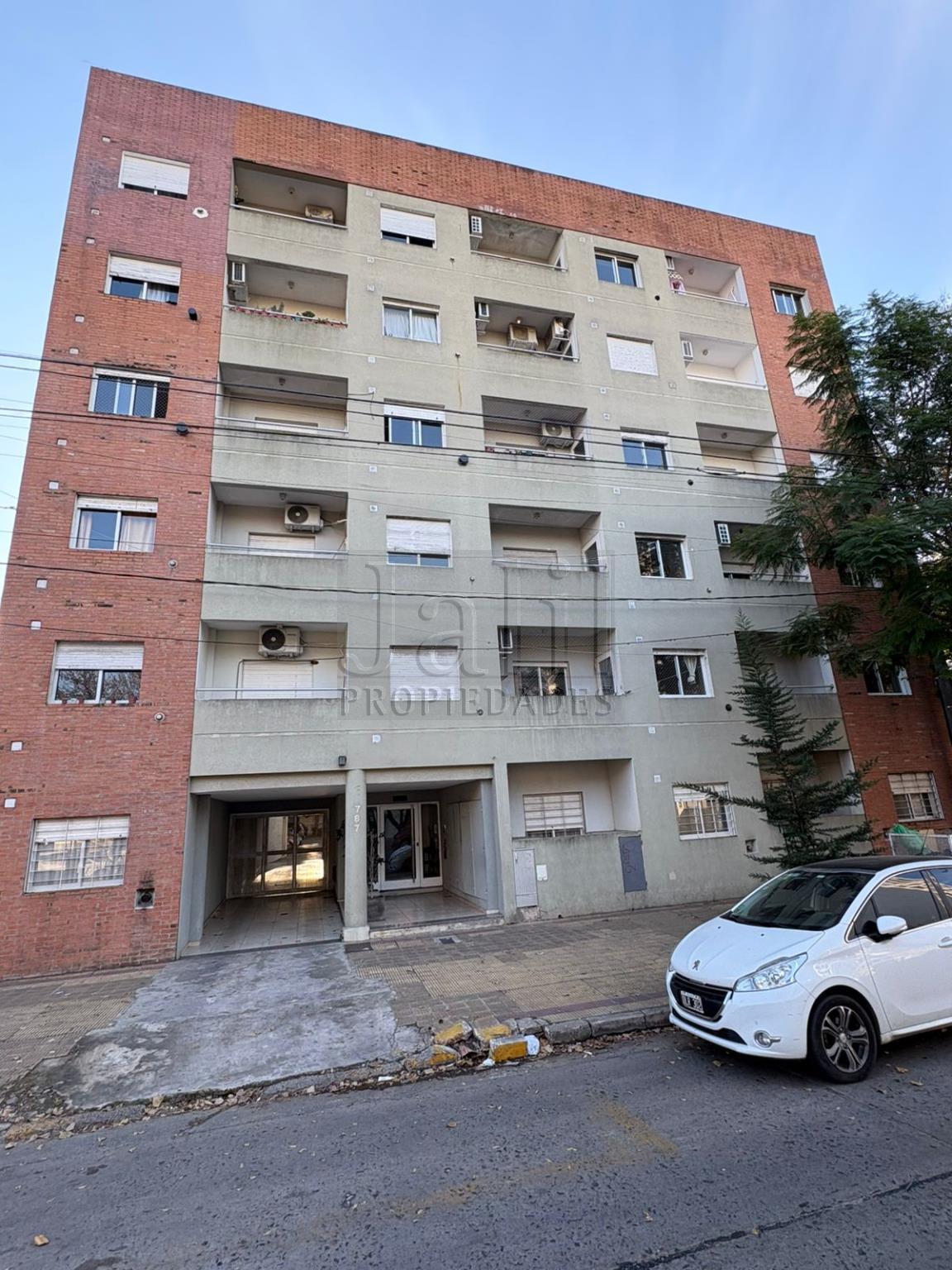 foto 1 de 7